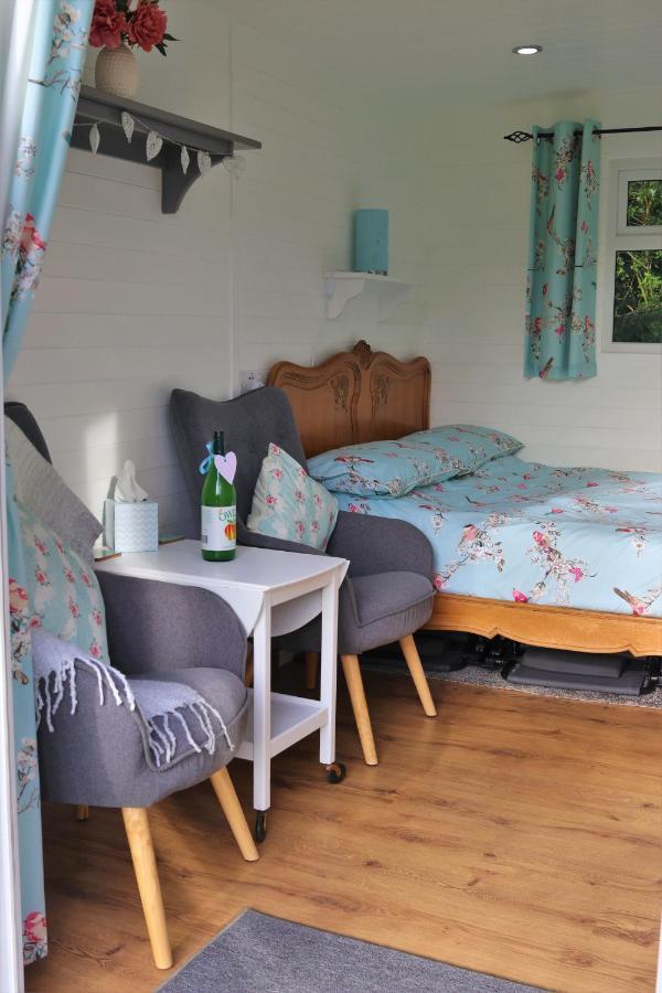 Hopgarden Glamping Luxury Shepherds Huts Wadhurst 외부 사진