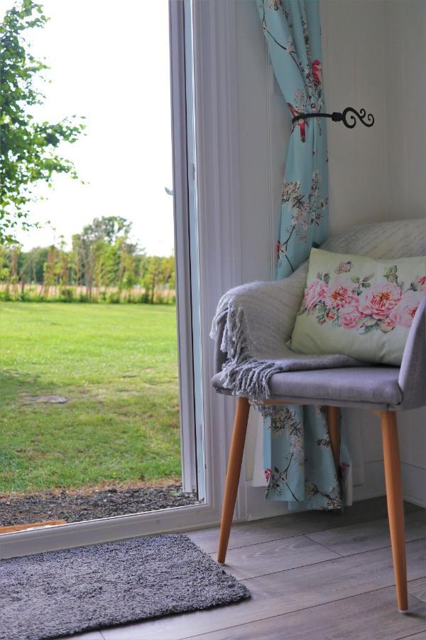 Hopgarden Glamping Luxury Shepherds Huts Wadhurst 외부 사진