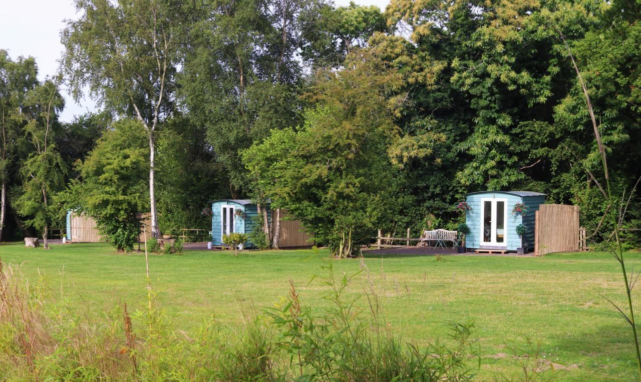 Hopgarden Glamping Luxury Shepherds Huts Wadhurst 외부 사진