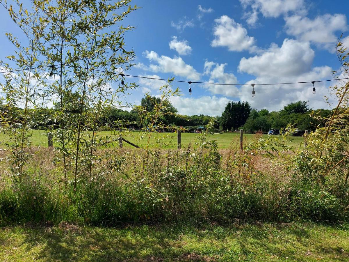 Hopgarden Glamping Luxury Shepherds Huts Wadhurst 외부 사진